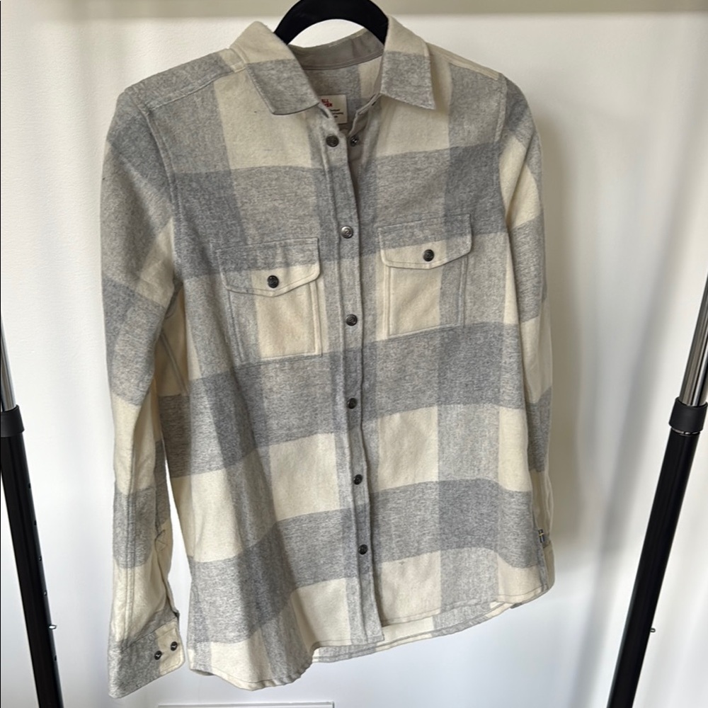 Fjallraven Gray and Cream Comfort Fit Shirt